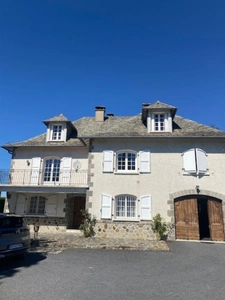Vaste propriété aux portes d'Aurillac.
