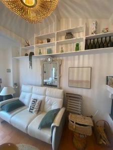 RARE......UNE MAISON: 2 APPARTEMENTS. UNE TERRASSE avec VUE SUR ETANG. PORTE OUVERTE LE SAMEDI 22 AOUT A 10HOO
