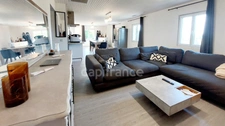 Ensemble immobilier 185m², 3 habitations indépendantes, grange, garage, love room, bonne rentabilité financière.
