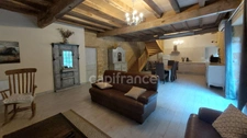 For sale, a 364 m² house surrounded by more than 2.5 hectares of land in Carsac-Aillac with 3 furnished gîtes, a main house and a swimming pool.