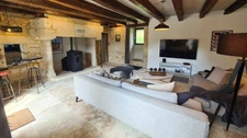 Exceptional stone house – 220 m² renovated – Saint-Cybranet – Fully equipped and furnished – Outbuildings