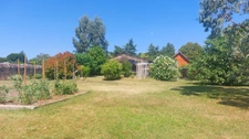 Maison de plain-pied rénovée avec piscine, terrasse couverte de 50 m² et chalet indépendant – Périgord Noir