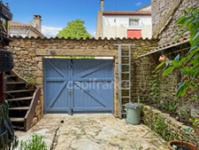 Maison de ville, Villefranche du Périgord, 140m2, totalement rénovée et meublée, cave voutée. Idéal résidence secondaire ou location meublée