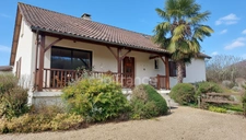Maison à Sergeac de 151m², 6 pièces, au calme, sans vis à vis, sans travaux avec vue dégagée + garage XXL + chalet.