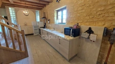 For sale, a 364 m² house surrounded by more than 2.5 hectares of land in Carsac-Aillac with 3 furnished gîtes, a main house and a swimming pool.