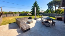 Maison à Salignac-Eyvigues, 155m², 7 pièces, 5 chambres, 5667m² de terrain, sans travaux, rentabilité, terrain en plus à bâtir.