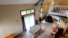 Maison lumineuse de 180m², grande mezzanine, vue dégagée et nature préservée – Orliac