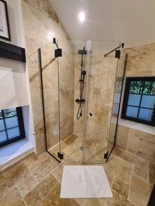 Exceptional stone house – 220 m² renovated – Saint-Cybranet – Fully equipped and furnished – Outbuildings