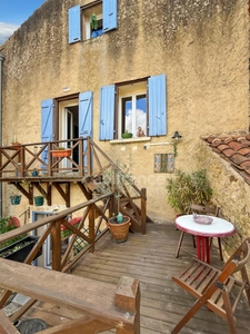 Maison de ville, Villefranche du Périgord, 140m2, totalement rénovée et meublée, cave voutée. Idéal résidence secondaire ou location meublée