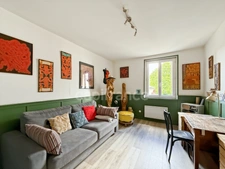 Maison de ville, Villefranche du Périgord, 140m2, totalement rénovée et meublée, cave voutée. Idéal résidence secondaire ou location meublée