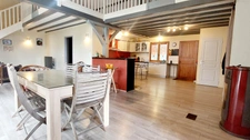 Maison lumineuse de 180m², grande mezzanine, vue dégagée et nature préservée – Orliac