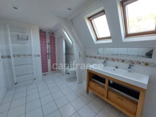 Maison familiale de 244m² à Belvès, 8 pièces, 5 chambres, avec vue dégagée et appartement spacieux indépendant, terrain de 3088m².