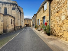 Maison de ville, Villefranche du Périgord, 140m2, totalement rénovée et meublée, cave voutée. Idéal résidence secondaire ou location meublée
