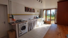 Maison familiale de 244m² à Belvès, 8 pièces, 5 chambres, avec vue dégagée et appartement spacieux indépendant, terrain de 3088m².