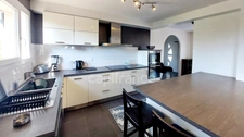 Maison à Salignac-Eyvigues, 155m², 7 pièces, 5 chambres, 5667m² de terrain, sans travaux, rentabilité, terrain en plus à bâtir.