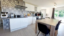 Ensemble immobilier 185m², 3 habitations indépendantes, grange, garage, love room, bonne rentabilité financière.