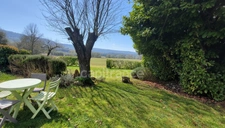 Maison à Sergeac de 151m², 6 pièces, au calme, sans vis à vis, sans travaux avec vue dégagée + garage XXL + chalet.