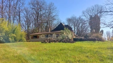 Maison en pierres à Coux et Bigaroque 150m² avec 6 pièces, 3 chambres, 2 garages et atelier, terrain de 5577m², sans vis à vis au coeur de la nature.