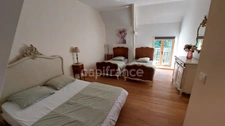 For sale, a 364 m² house surrounded by more than 2.5 hectares of land in Carsac-Aillac with 3 furnished gîtes, a main house and a swimming pool.