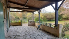 A vendre, Maison de 230m² à Saint-Cyprien avec maison d'habitation et deux gîtes et piscine.