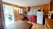 Maison 222m², 8 pièces, 6 chambres, gîte, studio, chambre d'hôte, piscine, terrrain 2737m² à LE BUISSON DE CADOUIN (24)