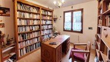 Maison à Sergeac de 151m², 6 pièces, au calme, sans vis à vis, sans travaux avec vue dégagée + garage XXL + chalet.