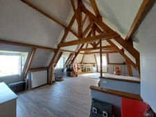 Maison familiale de 244m² à Belvès, 8 pièces, 5 chambres, avec vue dégagée et appartement spacieux indépendant, terrain de 3088m².