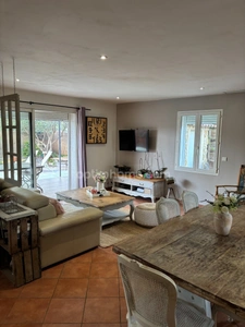Maison à vendre 4 pièces  (83)