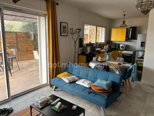 Solliès Pont: grande villa familiale avec T3 indépendant