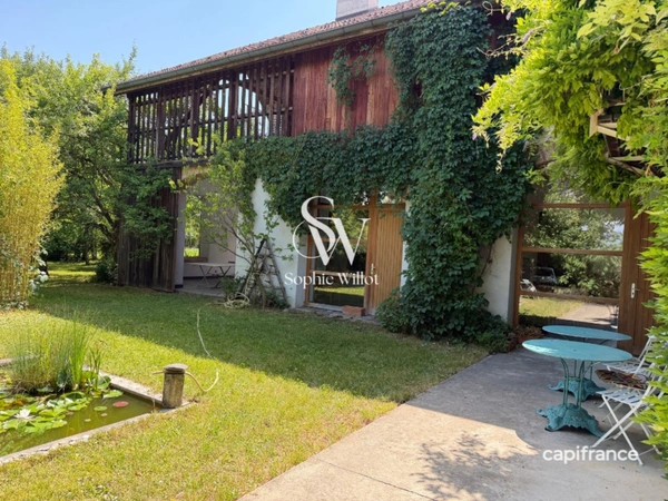 Propriété de Caractère 300m2 hab+ 175m2 bureaux - à vendre 12 pièces (74) - Annecy