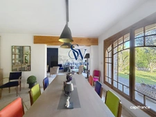 Charming and characterful family home for sale, 11 rooms 
