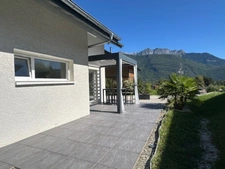 Modern house with mountain views – peaceful setting near Lake Annecy