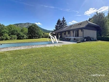 Maison de Famille à vendre 7 pièces - 200 m2 hab. (245 utiles) - plus de 2000m2 terrain prox. Lac - proche de ANNECY (74)