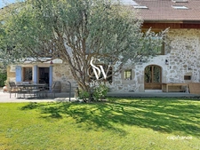 Charming and characterful family home for sale, 11 rooms 