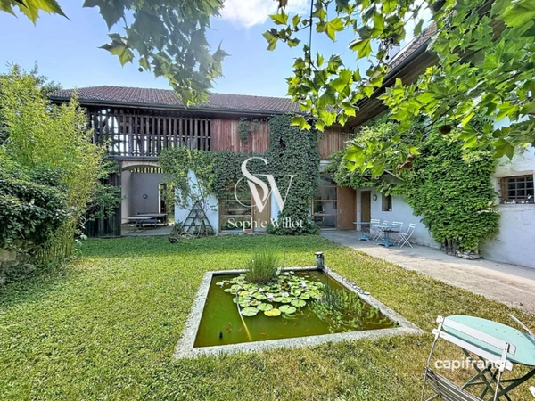 Propriété de Caractère 300m2 hab+ 175m2 bureaux - à vendre 12 pièces (74) -  proche de Annecy