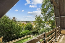 Bright family home close to the city centre 
