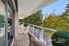 Duplex en dernier étage avec terrasse plein ciel de 143 m²