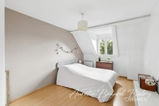 Bright family home close to the city centre 