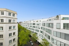 Appartement très lumineux en étage élevé