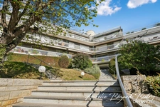 Appartement familial avec deux balcons et vue dégagée