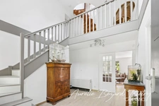Bright family home close to the city centre 