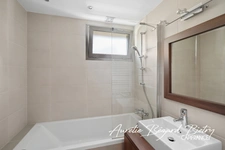 Duplex en dernier étage avec terrasse plein ciel de 143 m²