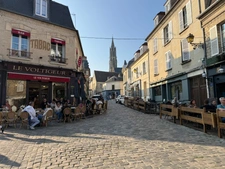 SENLIS — Centre historique – Duplex indépendant, Esprit maison