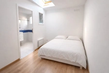 SPÉCIAL INVESTISSEUR – VILLERS-COTTERÊTS – T2 AVEC 2 PARKINGS – FAIBLES CHARGES – 30 MIN ROISSY CDG