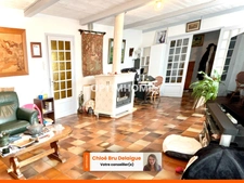 Maison familiale 171 m² avec vue sur le Pic de Nore – Piscine – Terrain 1 704 m² – Saint-Affrique-les-Montagnes