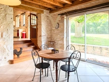 TWO HOUSES IN ONE • 10 BEDROOMS • 2 SWIMMING POOLS • UP TO 10 HECTARES SAINT GEORGES (47)
