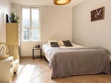 High-End Equestrian Property – Premium Facilities – 5 Hectares  close to Moissac (82)