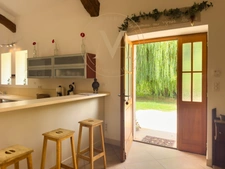 TWO HOUSES IN ONE • 10 BEDROOMS • 2 SWIMMING POOLS • UP TO 10 HECTARES SAINT GEORGES (47)