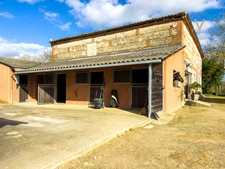 High-End Equestrian Property – Premium Facilities – 5 Hectares  close to Moissac (82)