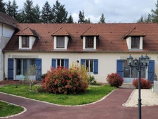 MEAULNE ( 03 )  Magnifique Propriété à vendre 10 pièces 365m2 Terrain 4179m2  